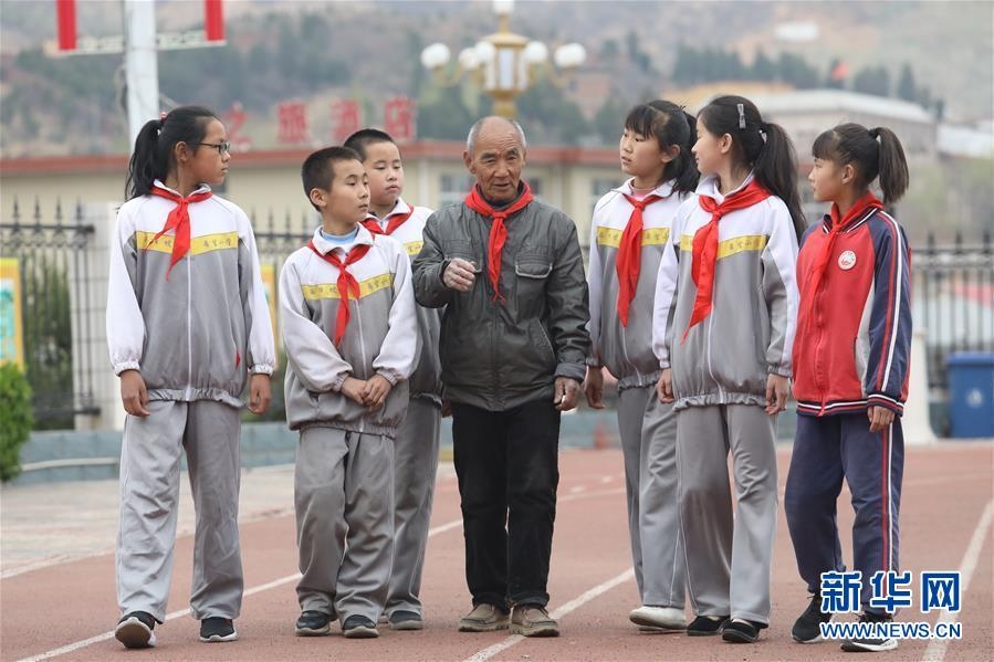 （壯麗70年·奮斗新時(shí)代·圖文互動）（1）西柏坡：70年，三代人的精神傳承