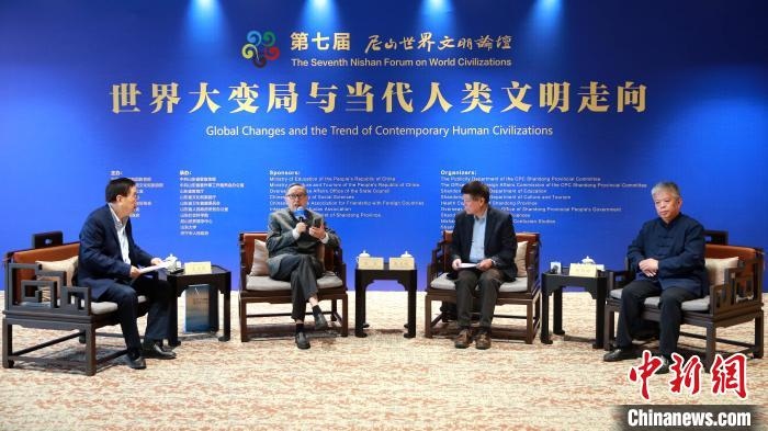 9月27日，第七屆尼山世界文明論壇首場高端對話舉行?！×籂?攝