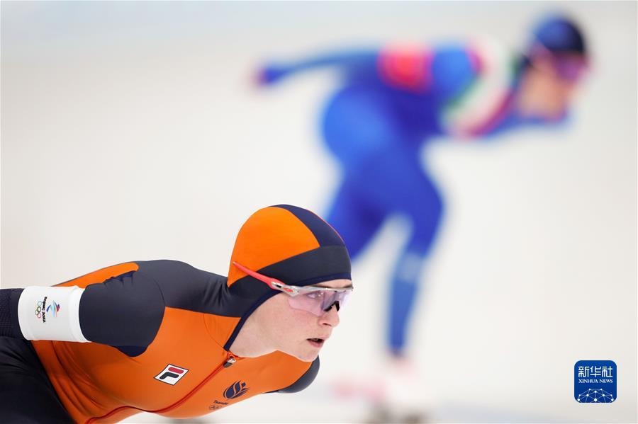 （新華全媒頭條·圖文互動(dòng)）（12）鐘華論：中國攜手世界 向著春天出發(fā)——寫在北京第二十四屆冬季奧林匹克運(yùn)動(dòng)會(huì)閉幕之際