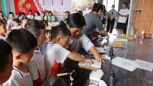 1657878643956596.jpg 微信圖片_20090820010428_副本.jpg