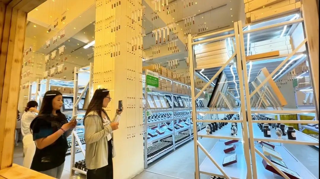 1718946862515434.jpg 003.jpg