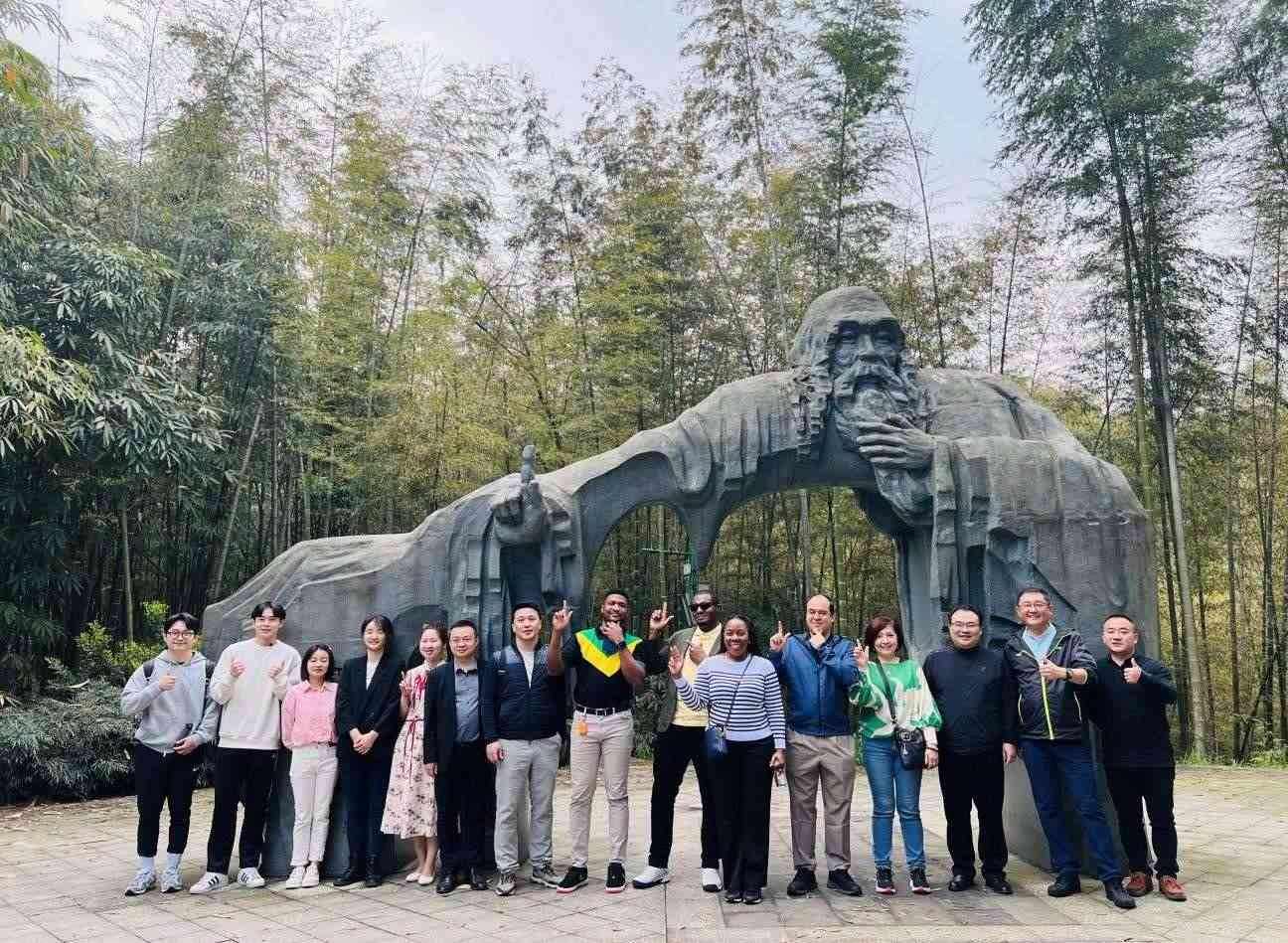 Guizhou Echo | 這一波，貴州又圈“國(guó)際粉”了