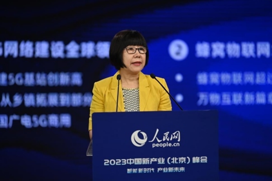 人民網(wǎng)監(jiān)事會(huì)主席唐維紅。人民網(wǎng)記者 于凱攝