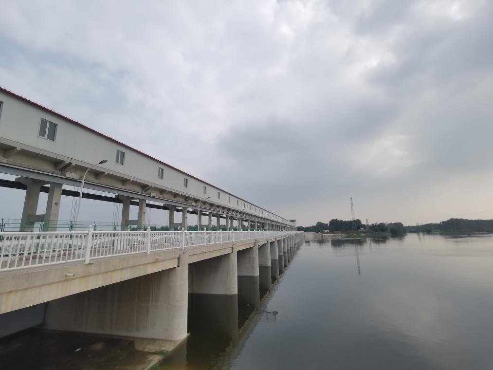 圖為獨(dú)流減河進(jìn)洪南閘。新華社記者 劉惟真 攝