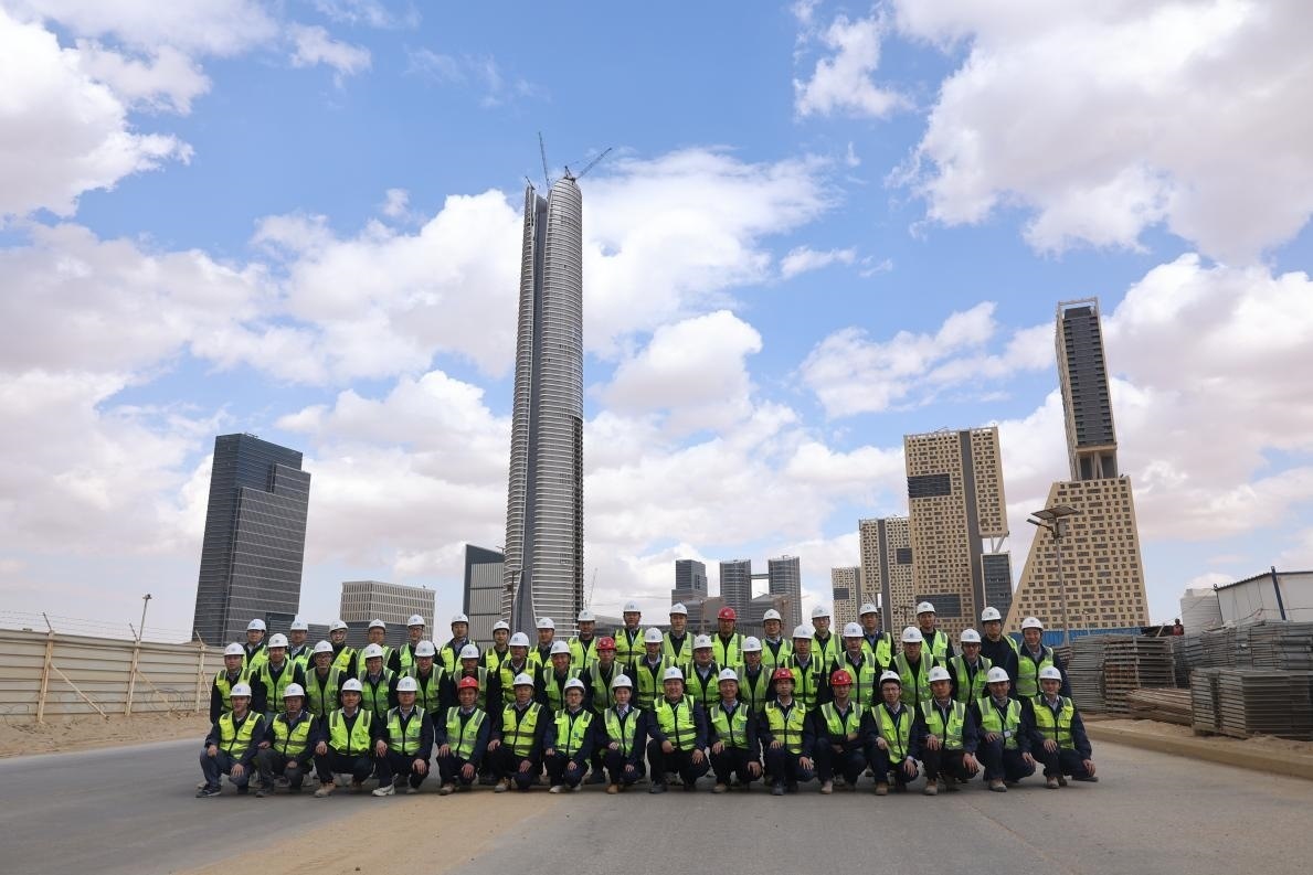 埃及新首都CBD標(biāo)志塔項(xiàng)目青年工程師團(tuán)隊(duì)。 受訪者供圖