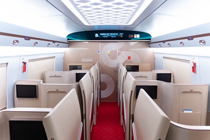 復(fù)興號亞運(yùn)智能動車組列車。上海鐵路局融媒體中心供圖