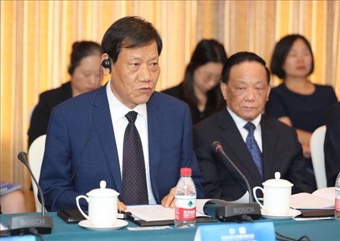 中國社會工作聯(lián)合會會長陳存根致辭。主辦方供圖