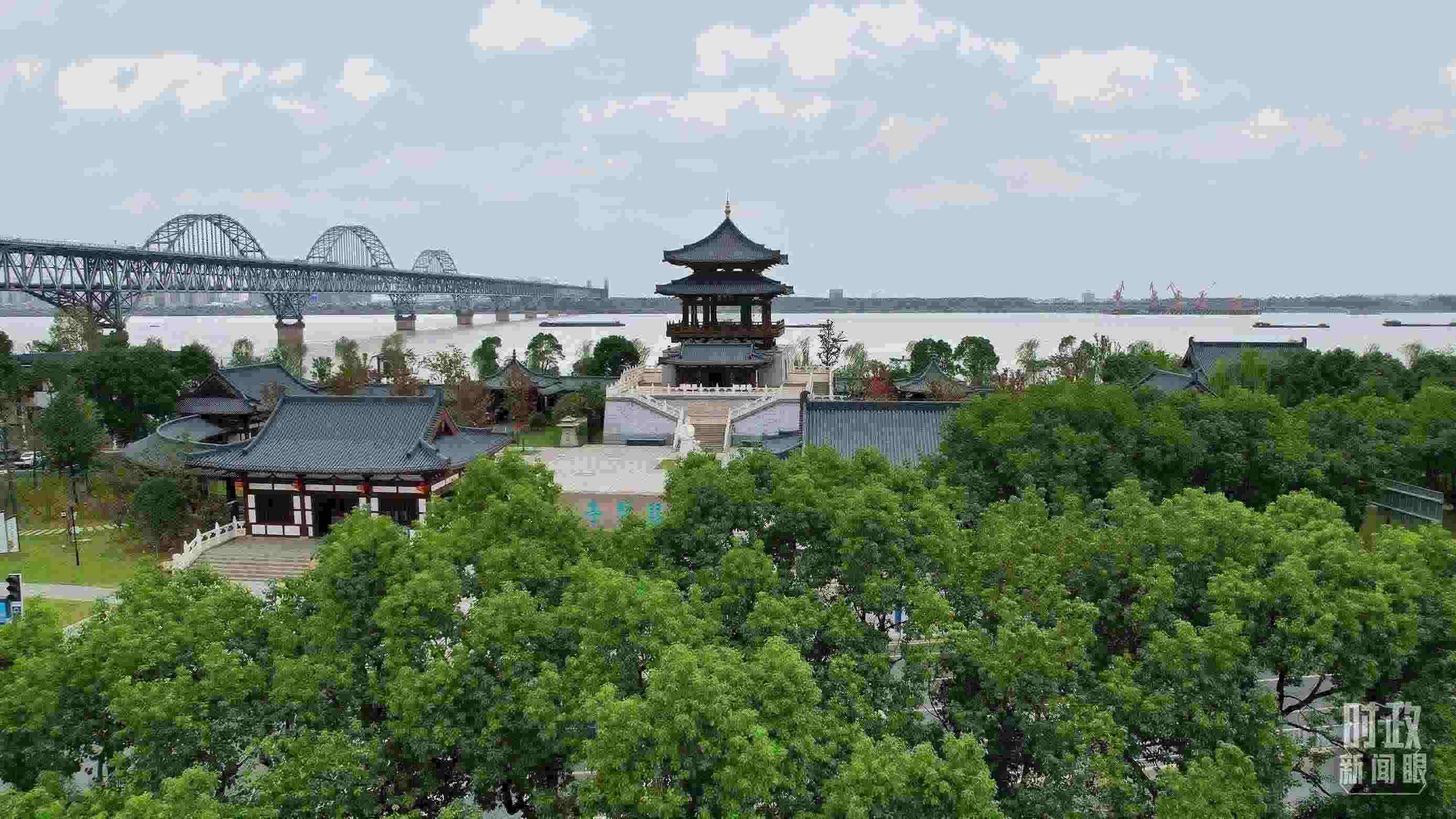 △長(zhǎng)江國(guó)家文化公園九江城區(qū)段。（總臺(tái)記者劉陽(yáng)拍攝）