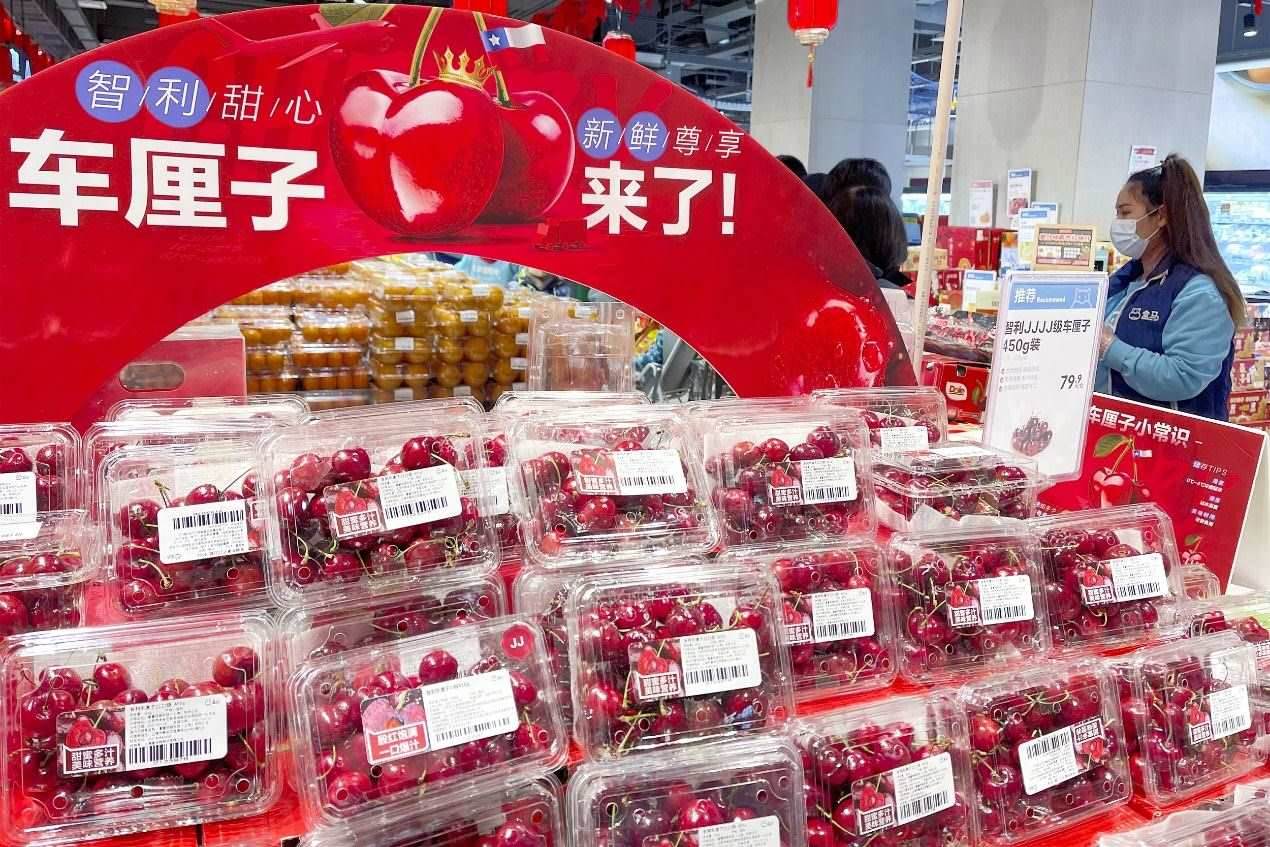 北京一家盒馬鮮生超市中智利車?yán)遄邮圪u區(qū)。來(lái)源：視覺中國(guó)