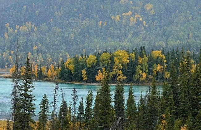 禾木景區(qū)。中國鐵路烏魯木齊局集團有限公司供圖
