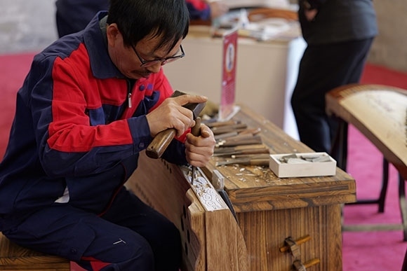 蘭考古箏制作展示。中央音樂學(xué)院供圖