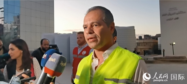 埃及衛(wèi)生部官員艾哈邁德·馬赫迪在接受記者采訪。人民網(wǎng)記者 沈小曉攝