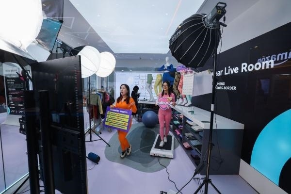 “活在自我設計的經(jīng)濟模型中”——起底美西方“預期綁架”套路