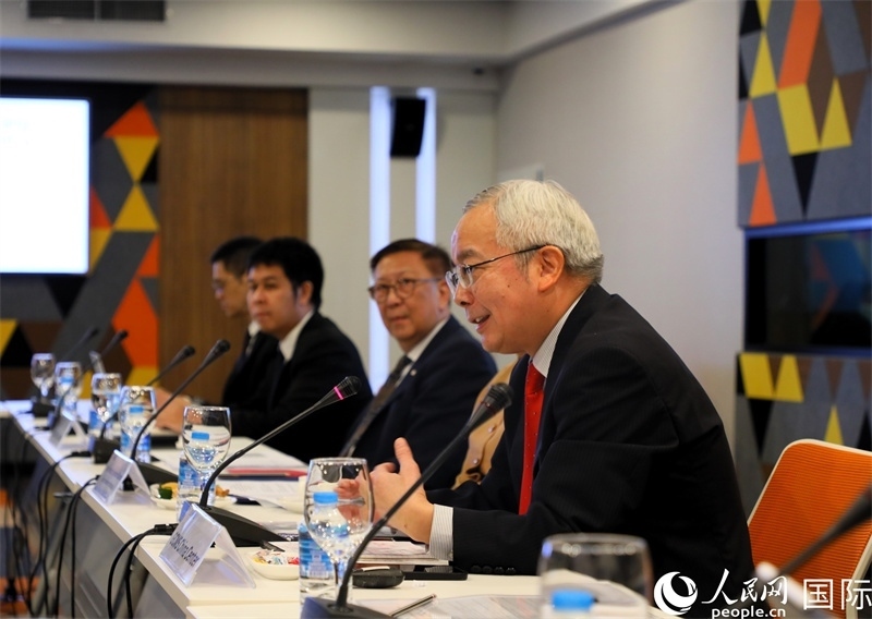 中國國際問題研究院副院長榮鷹致開幕辭。人民網(wǎng)記者 白元琪攝