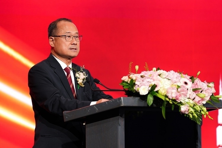 第十四屆全國政協(xié)常委、香港中華總商會會長蔡冠深致辭。阿聯(lián)酋中華工商總會供圖