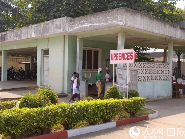莫諾和庫福省中心醫(yī)院急診科。人民網(wǎng)記者 黃培昭攝
