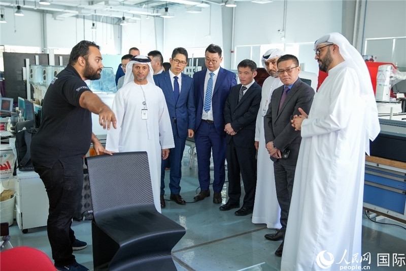 參觀培訓中心。人民網(wǎng)塔里克·易卜拉欣攝