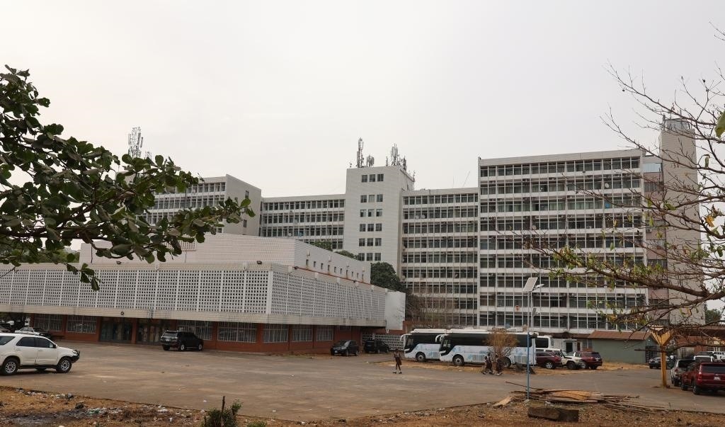 中塞友誼大廈。