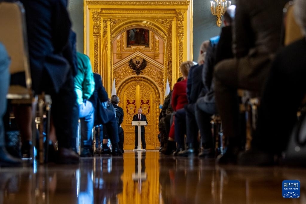3月20日，俄羅斯總統(tǒng)普京在莫斯科克里姆林宮與其競選團隊代表舉行見面會。新華社記者 曹陽 攝