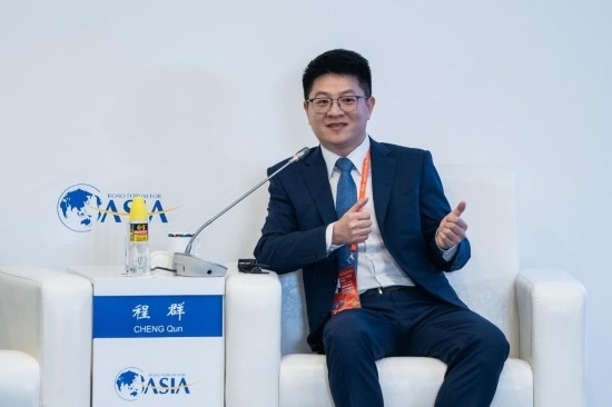 3月27日，猿輔導(dǎo)集團副總裁、人工智能研究院院長程群在分論壇上發(fā)言。新華社記者 曹夢瑤 攝