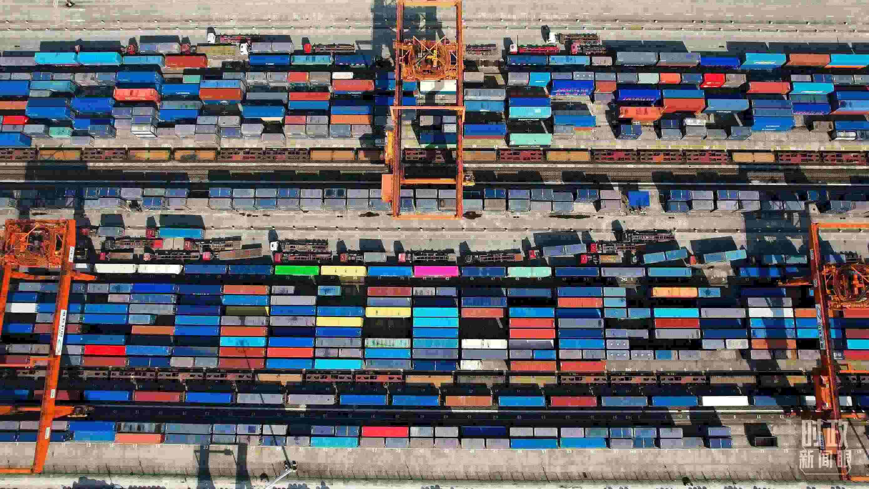 △重慶國際物流樞紐園區(qū)。（總臺央視記者范凱拍攝）