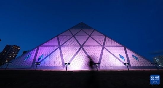 這是7月2日在哈薩克斯坦首都阿斯塔納拍攝的和平和諧宮。新華社記者 王建華 攝