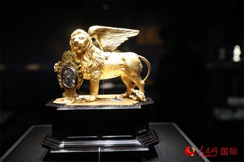 展覽“傳奇之旅：馬可·波羅與絲綢之路上的世界”展品。人民網(wǎng) 殷韜攝