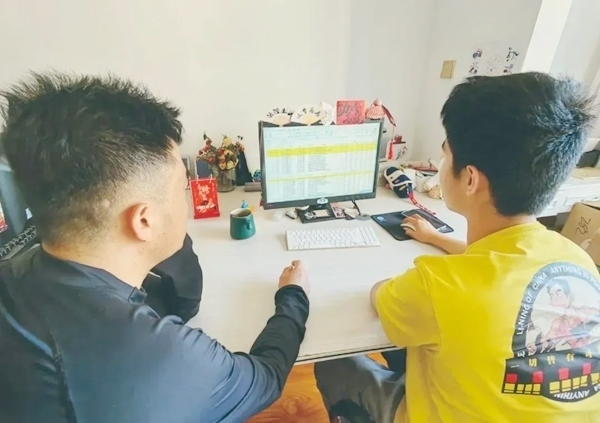 一起上課的畫面。北京航空航天大學供圖