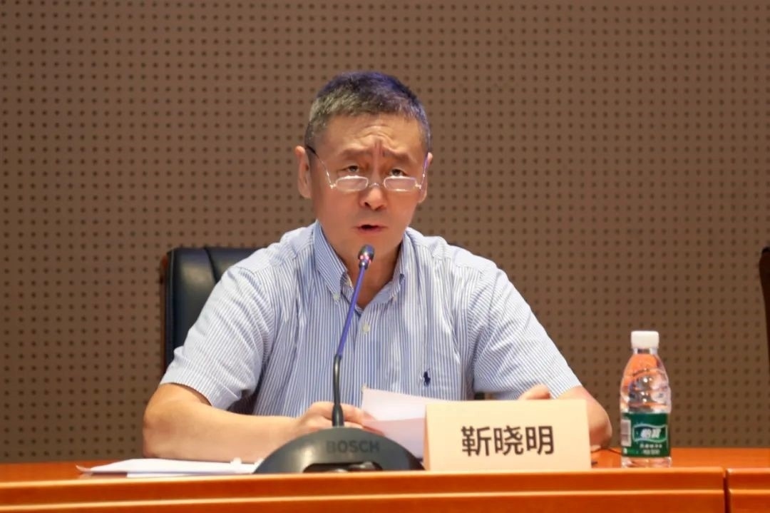 科技外交專家委員會(huì)主任委員、科技部國際合作司原司長(zhǎng)靳曉明致辭。主辦方供圖