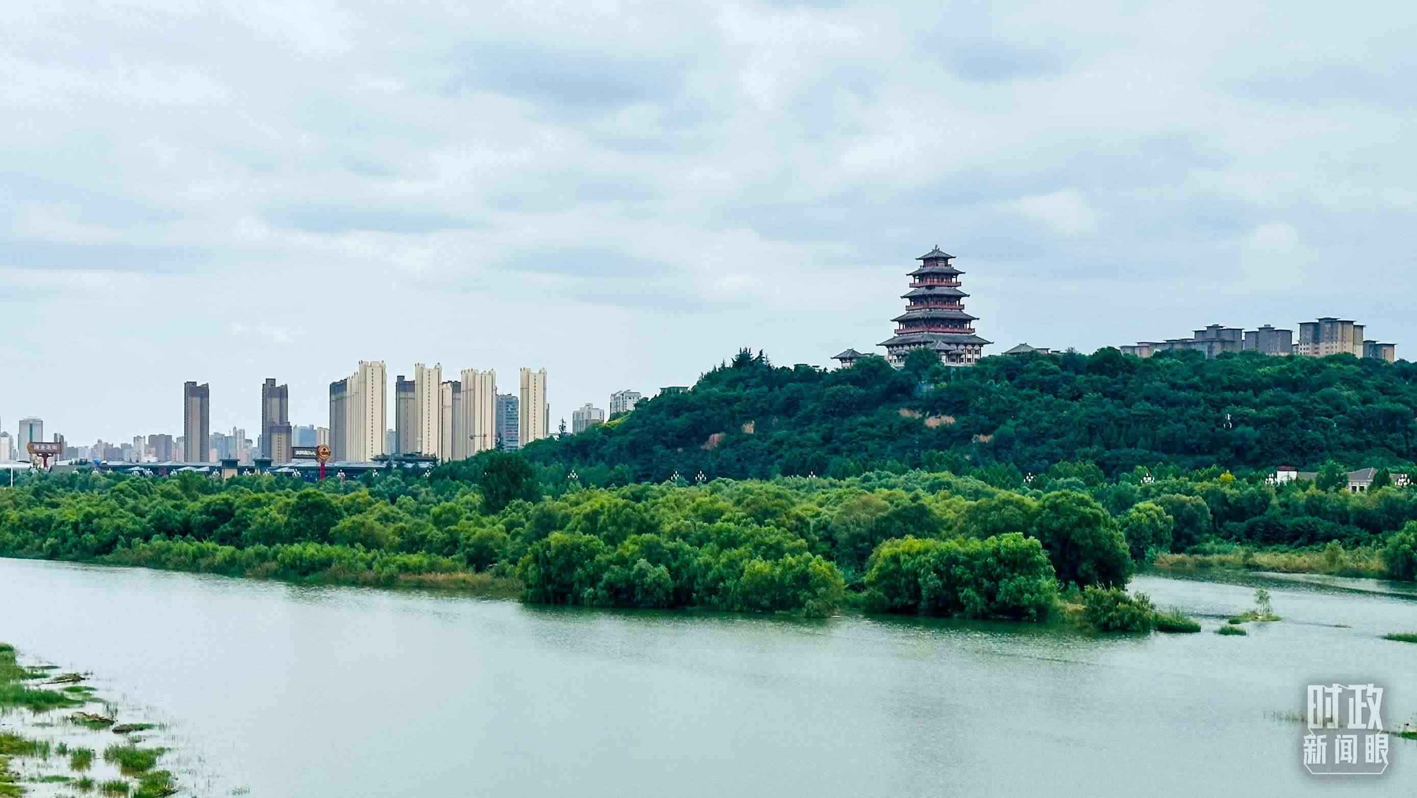 △黃河的第一大支流——渭河。（總臺(tái)央視記者范一鳴拍攝）