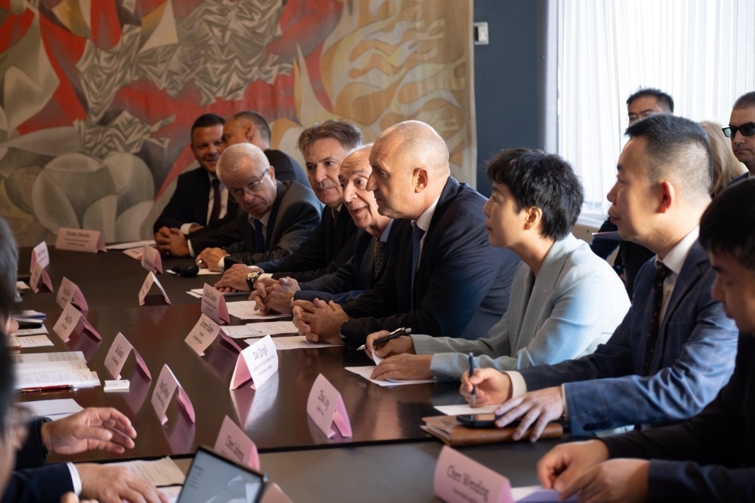 會議現(xiàn)場。中國駐保加利亞大使館供圖。