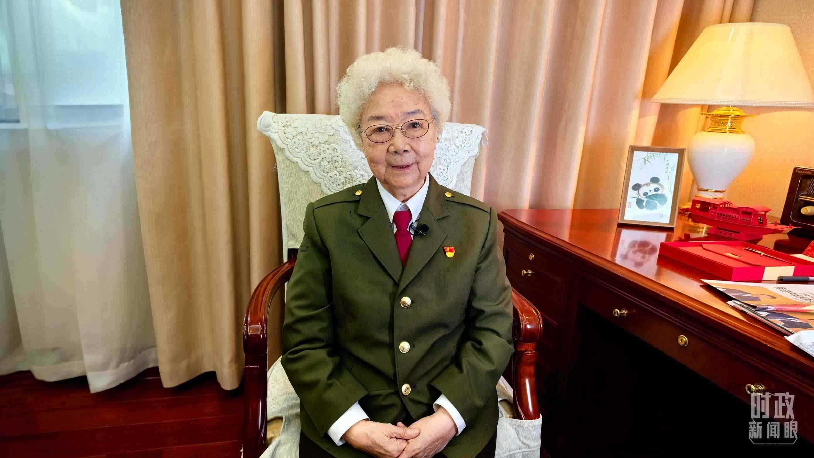 “人民藝術(shù)家”國(guó)家榮譽(yù)稱號(hào)獲得者田華。（總臺(tái)央視記者史偉拍攝）