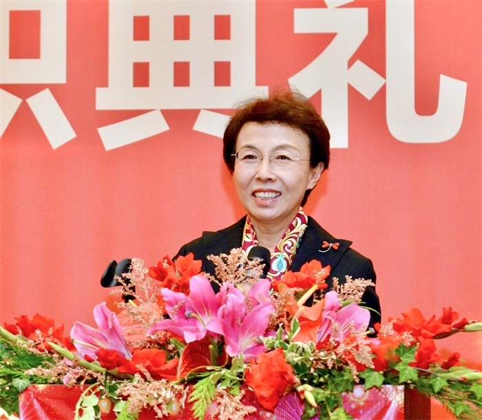 中國僑聯(lián)副主席程紅出席比利時浙江籍僑團(tuán)聯(lián)盟第二屆主席團(tuán)就職典禮并致辭。比利時浙江籍僑團(tuán)聯(lián)盟供圖