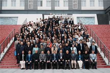 與會人員集體合影。主辦方供圖