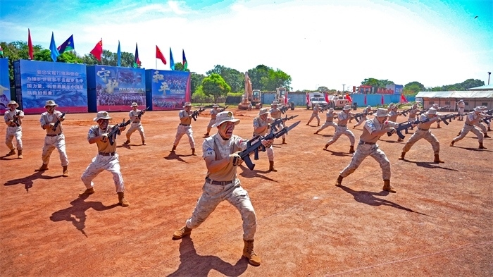 刺殺操表演。王軍杰攝