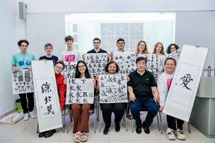 深北莫舉行文化交流活動(dòng)。深北莫供圖