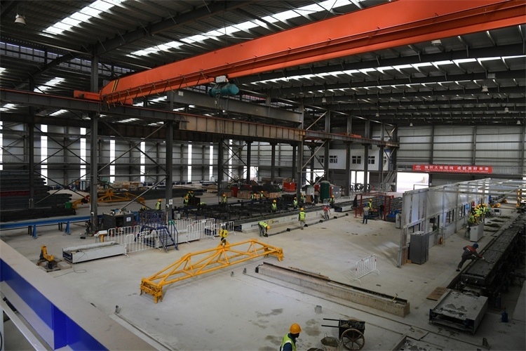 中企建設(shè)軌枕廠生產(chǎn)線 中國鐵建供圖