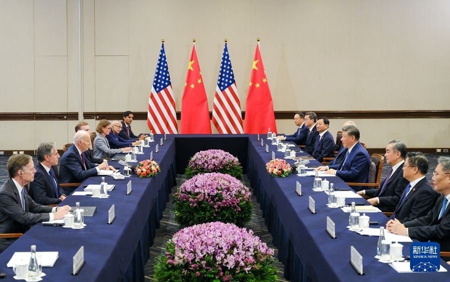 當(dāng)?shù)貢r(shí)間11月16日下午，國(guó)家主席習(xí)近平在利馬同美國(guó)總統(tǒng)拜登舉行會(huì)晤。新華社記者 丁林 攝