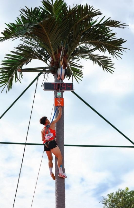 11月23日，廣東隊選手黃新鴻在比賽中。新華社記者 楊植森 攝