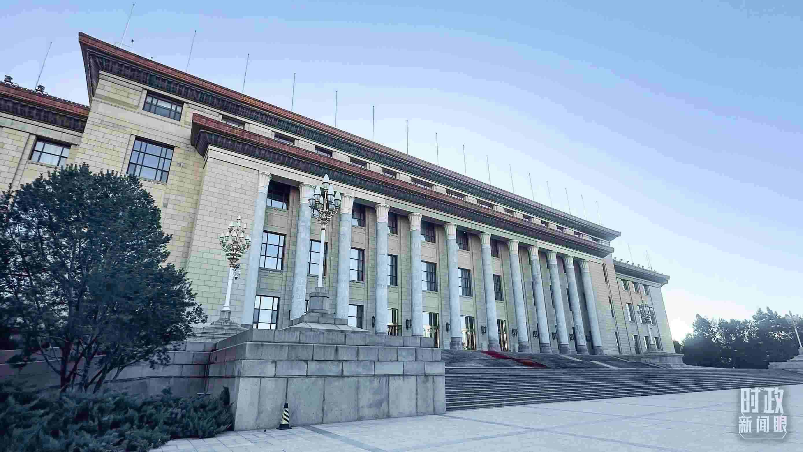 △第四次“一帶一路”建設(shè)工作座談會在北京人民大會堂舉行。（總臺央視記者范一鳴拍攝）