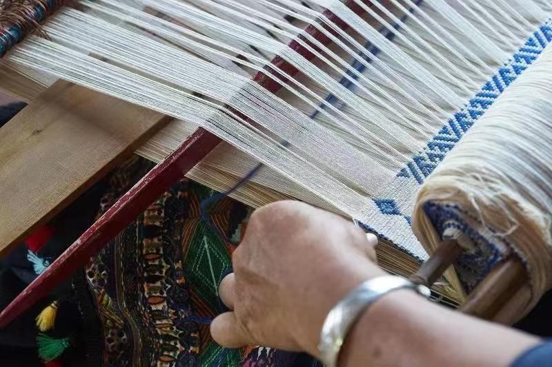 黎族傳統(tǒng)紡染織繡技藝。文化和旅游部非物質(zhì)文化遺產(chǎn)司供圖