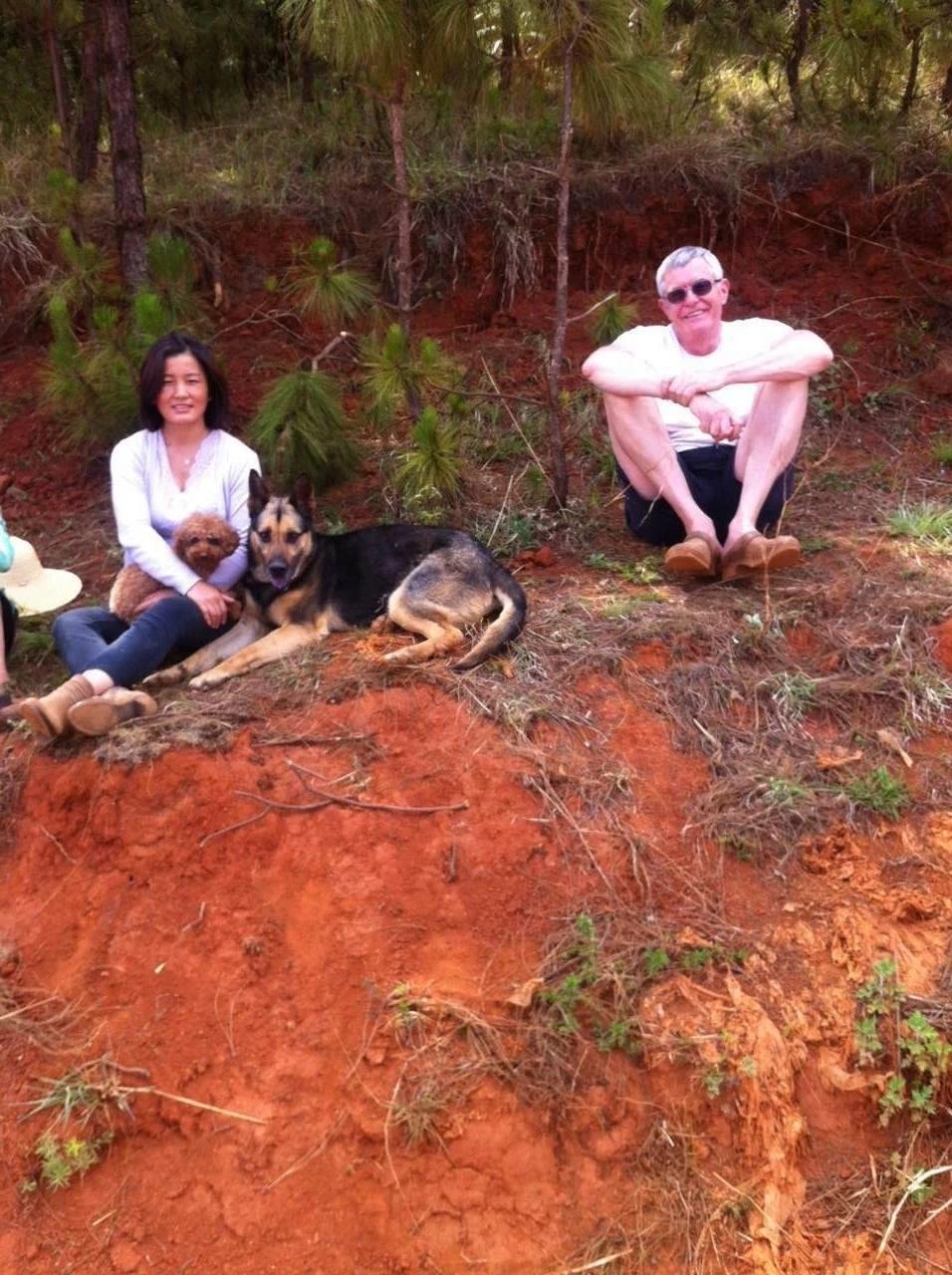 奈斯和妻子在云南東川打造了一個名叫“卡比杉”的農(nóng)場。