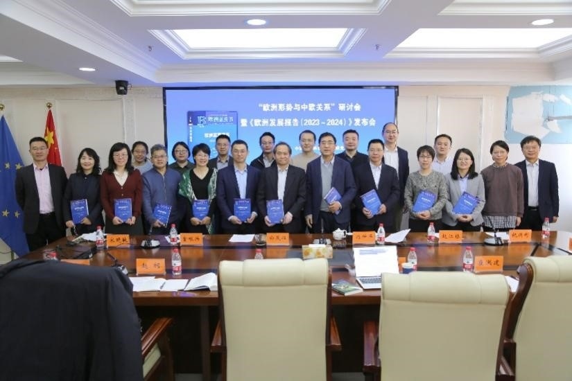 參會(huì)人員合影。吳迪攝