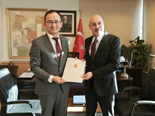 現(xiàn)場(chǎng)合影。中國(guó)駐土耳其大使館供圖