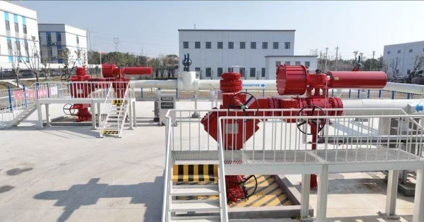 300兆瓦壓氣儲(chǔ)能示范工程鹽穴儲(chǔ)氣庫(kù)井場(chǎng)。受訪者供圖