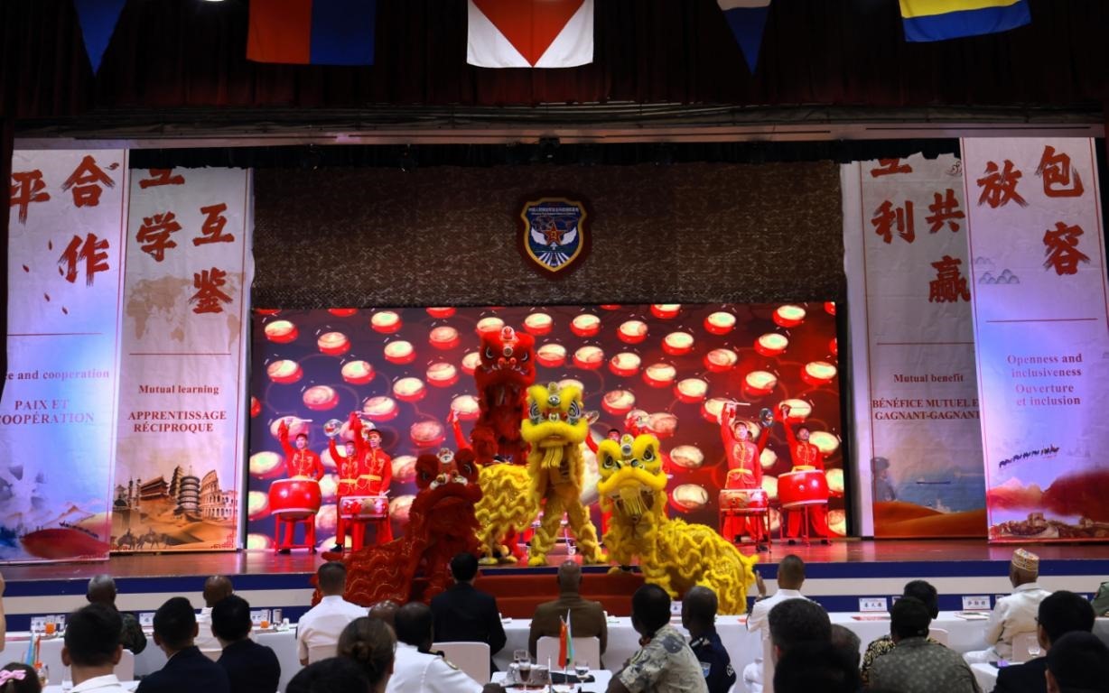 舞獅表演《金獅送福》。主辦方供圖