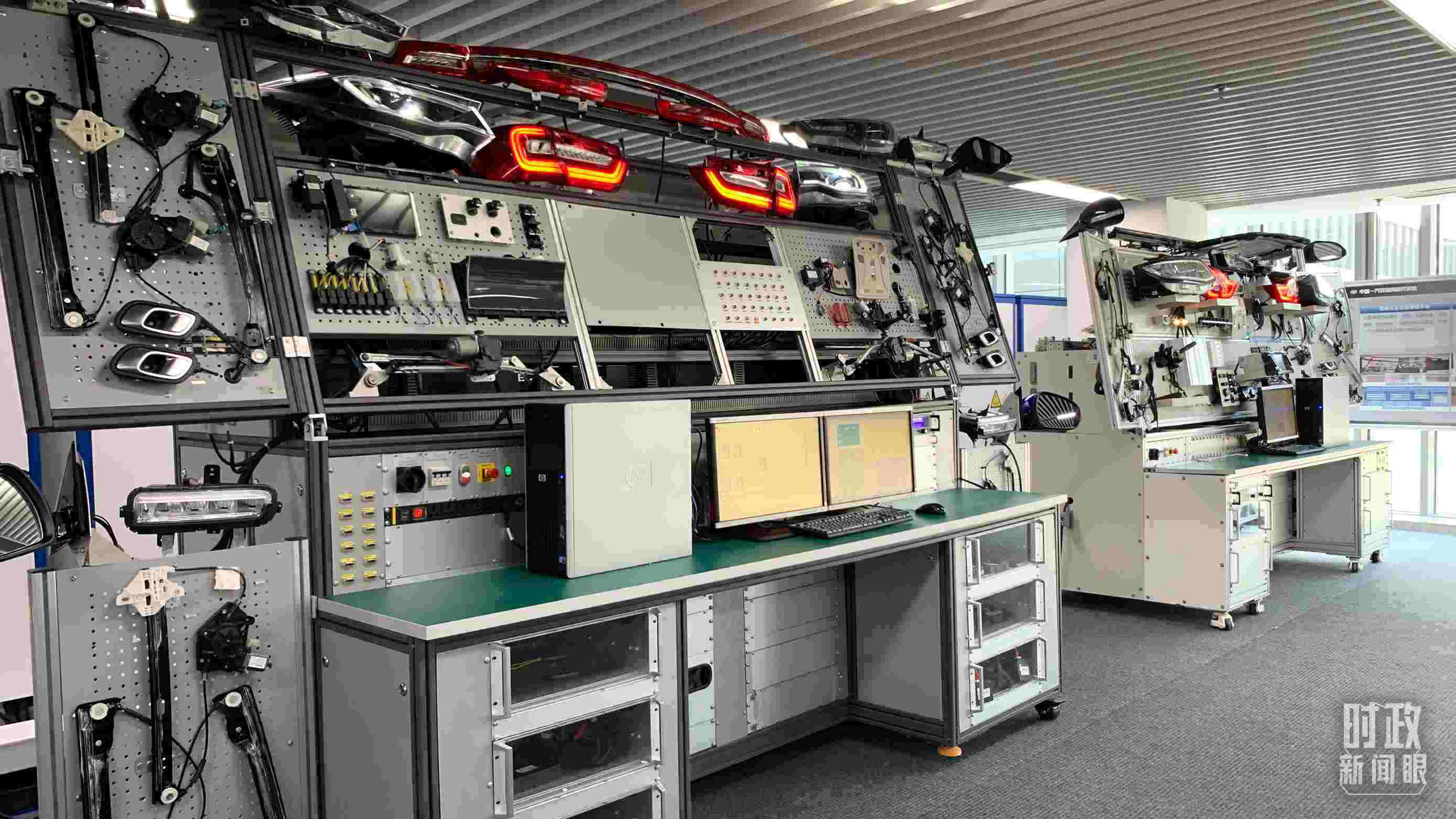 △吉林長(zhǎng)春，一汽整車硬件測(cè)試實(shí)驗(yàn)室。（總臺(tái)央視記者邢彬拍攝）