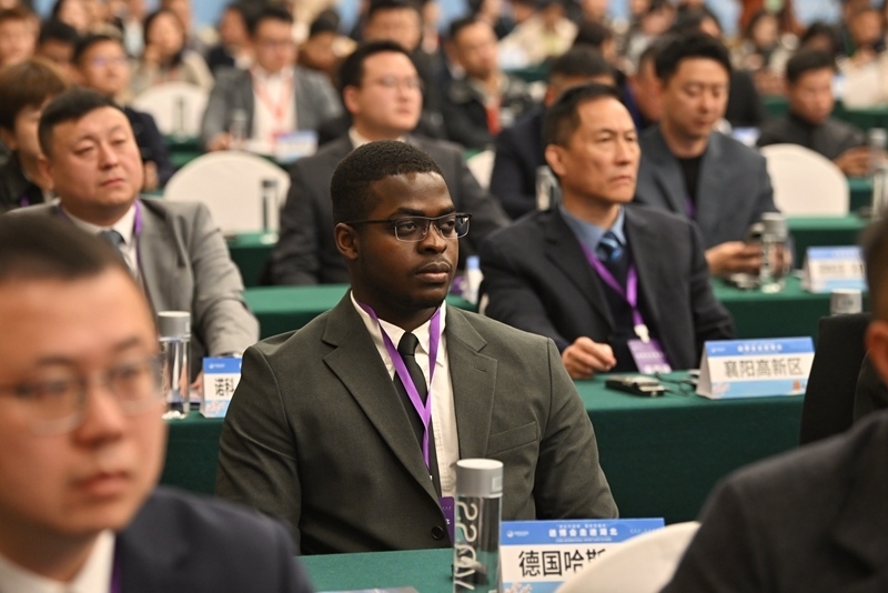 外企代表參加“進博會走進湖北”活動主題推介會。人民網(wǎng)記者 翁奇羽攝