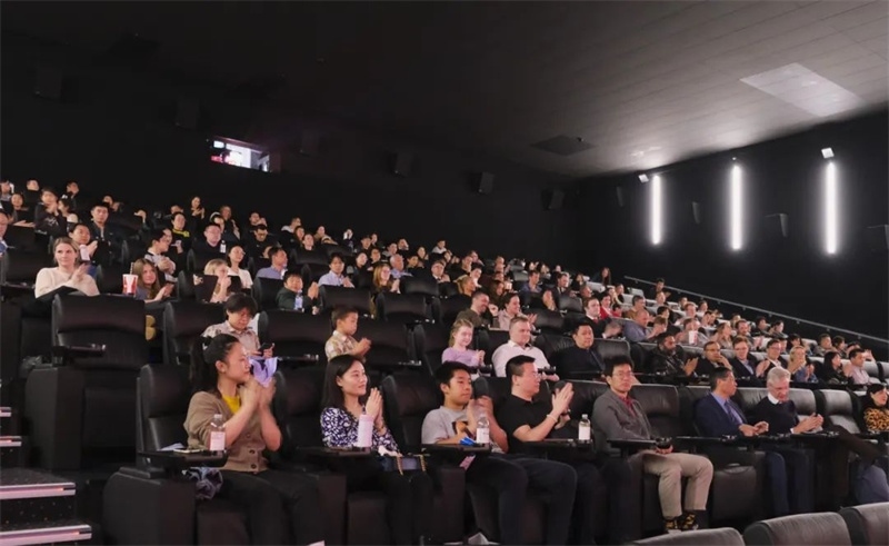 觀影現(xiàn)場。中國駐丹麥大使館供圖