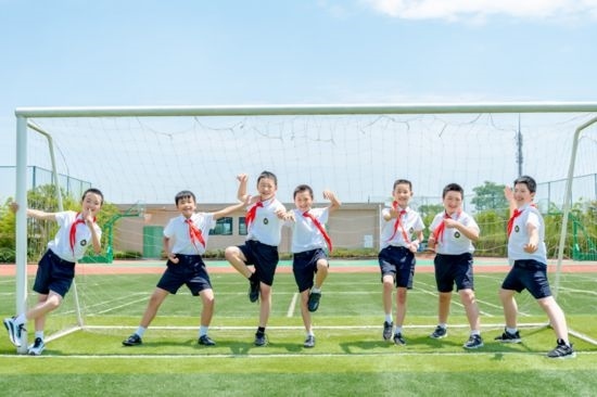 重慶高新區(qū)學(xué)子。